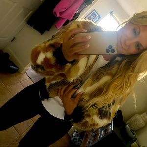 Cupcakes & Cashmere Faux Fur Bomber- Never Worn! Size XS